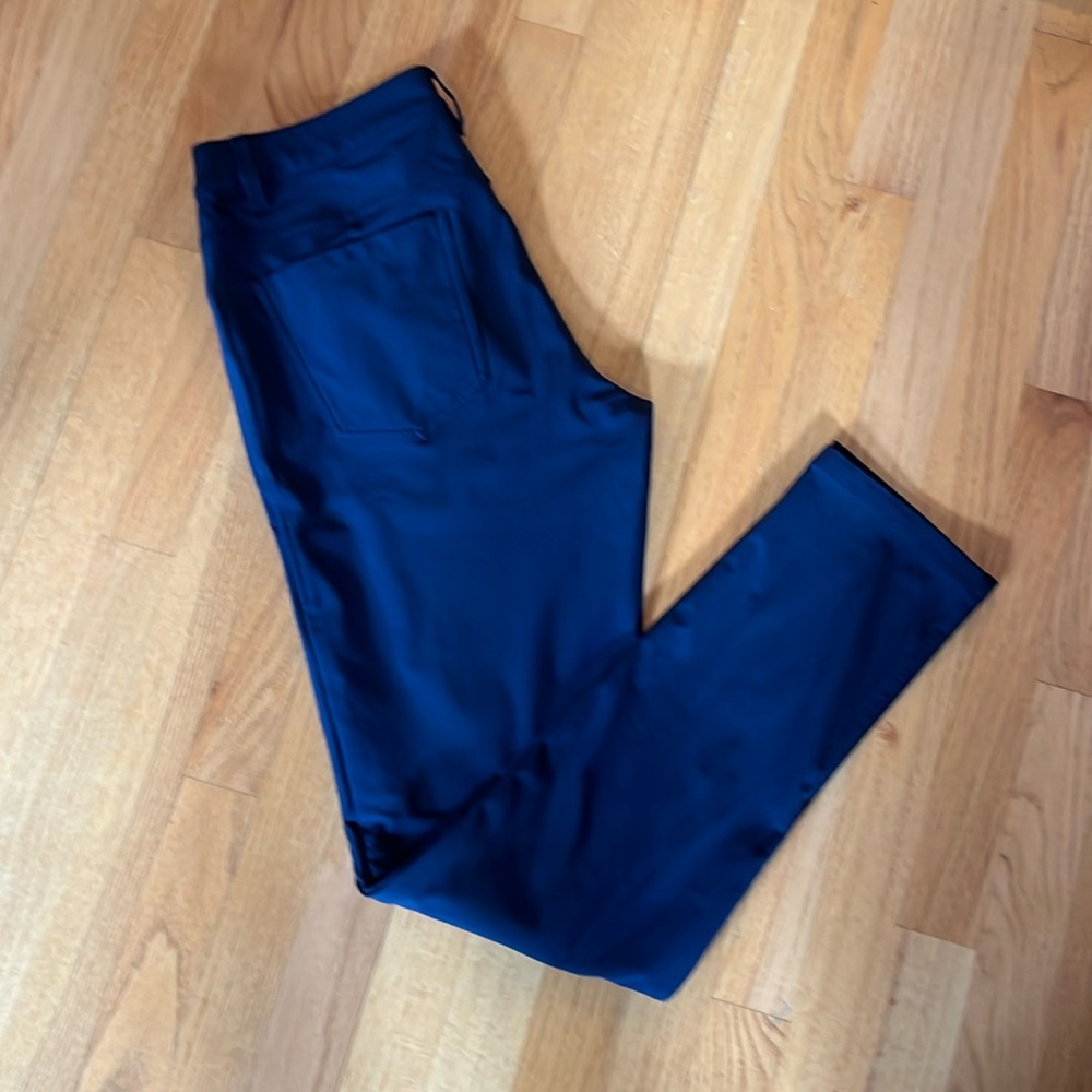 Men’s LULULemon ABC Slim Fit Pant Blue Warpstreme size 31 waist, 34 length